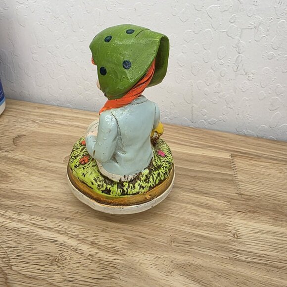 Vintage Sankyo Rotating Music Box "Little Girl Reading" Figurine - Picture 2 of 7